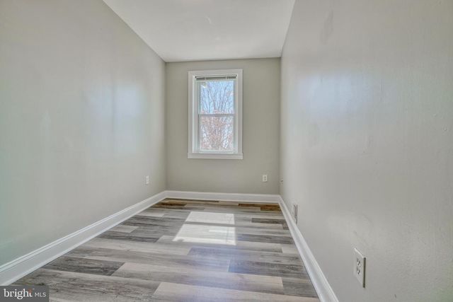 1915 E 29TH ST, Baltimore, MD 21218