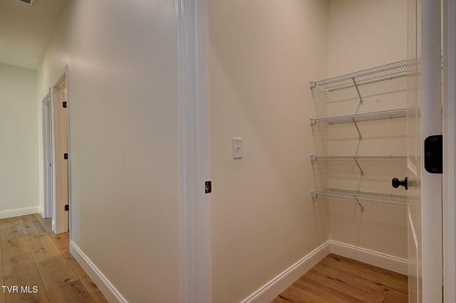 1803 Brook Hollow Road, Johnson City, TN 37604