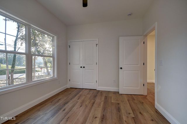 1803 Brook Hollow Road, Johnson City, TN 37604