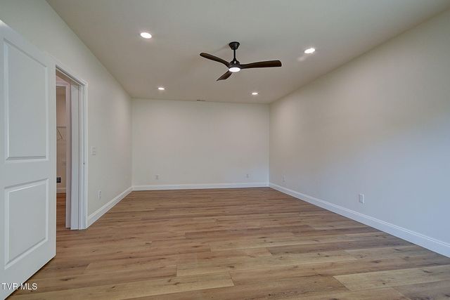 1803 Brook Hollow Road, Johnson City, TN 37604