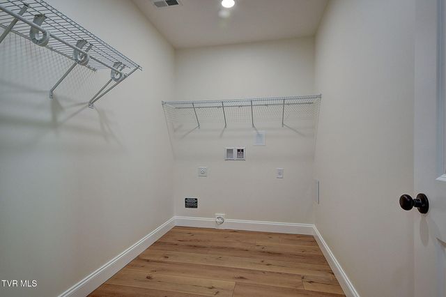 1803 Brook Hollow Road, Johnson City, TN 37604