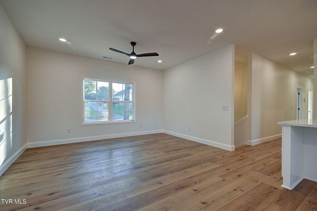 1803 Brook Hollow Road, Johnson City, TN 37604