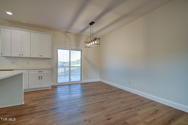 1803 Brook Hollow Road, Johnson City, TN 37604