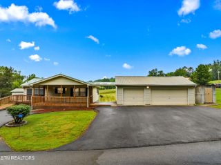 321 Ailey Rd, Dandridge, TN 37725