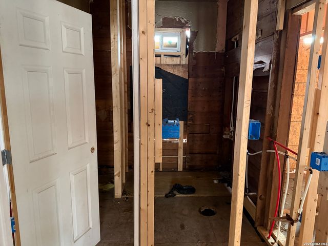 1036 Rigsby, San Antonio, TX 78210