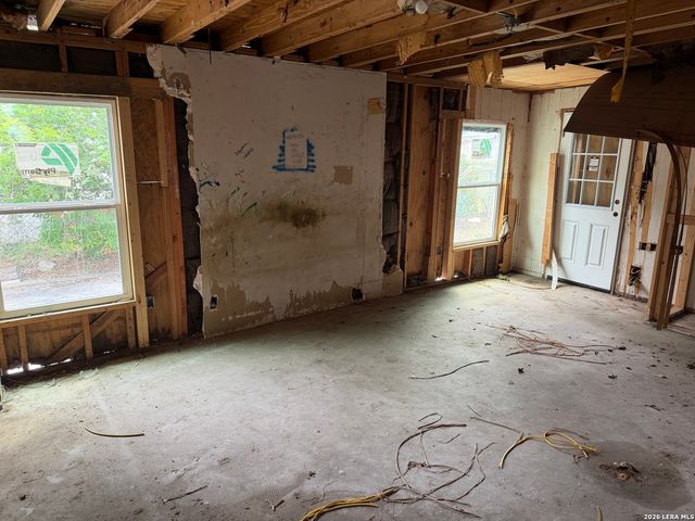 1036 Rigsby, San Antonio, TX 78210