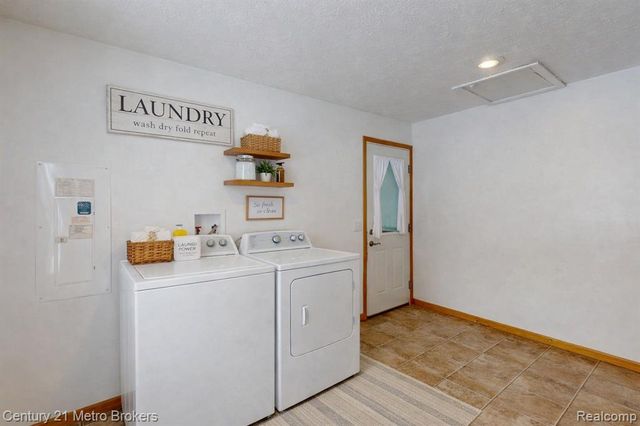 10582 E 80th Street, Reed City, MI 49677