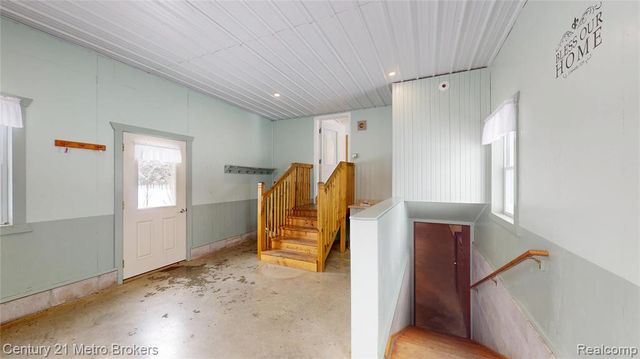 10582 E 80th Street, Reed City, MI 49677