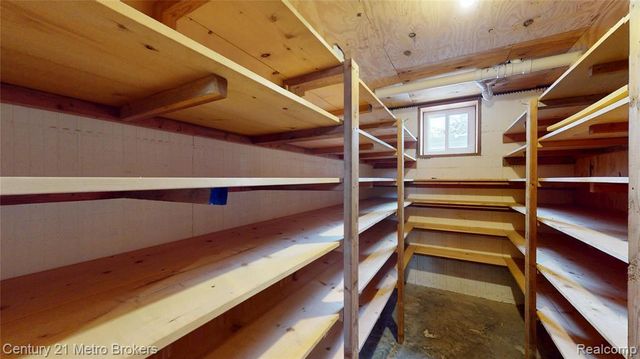 10582 E 80th Street, Reed City, MI 49677