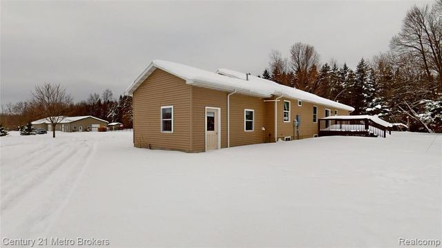 10582 E 80th Street, Reed City, MI 49677