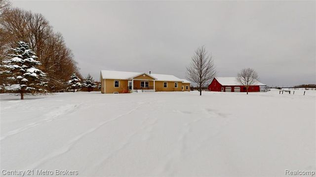 10582 E 80th Street, Reed City, MI 49677