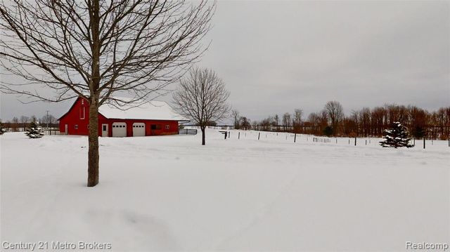 10582 E 80th Street, Reed City, MI 49677