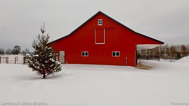 10582 E 80th Street, Reed City, MI 49677