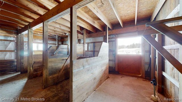 10582 E 80th Street, Reed City, MI 49677