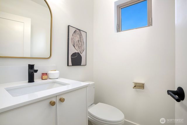 10183 NE 112th Place, Kirkland, WA 98033