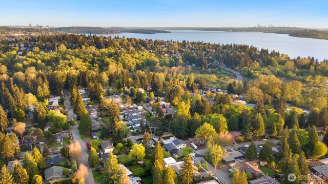 10183 NE 112th Place, Kirkland, WA 98033