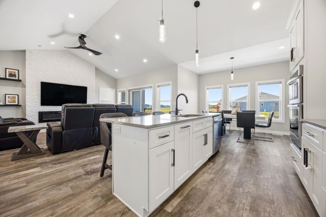 100 Annies Way, Mapleton, ND 58059