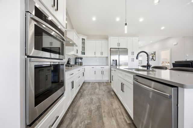 100 Annies Way, Mapleton, ND 58059