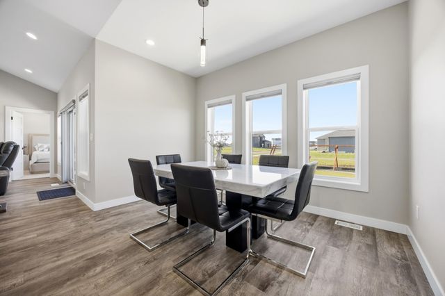 100 Annies Way, Mapleton, ND 58059