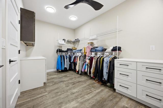 100 Annies Way, Mapleton, ND 58059