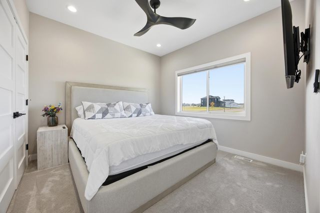 100 Annies Way, Mapleton, ND 58059