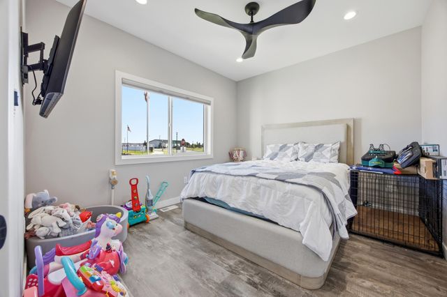 100 Annies Way, Mapleton, ND 58059