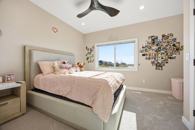 100 Annies Way, Mapleton, ND 58059