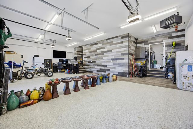 100 Annies Way, Mapleton, ND 58059