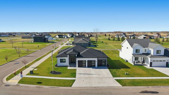 100 Annies Way, Mapleton, ND 58059