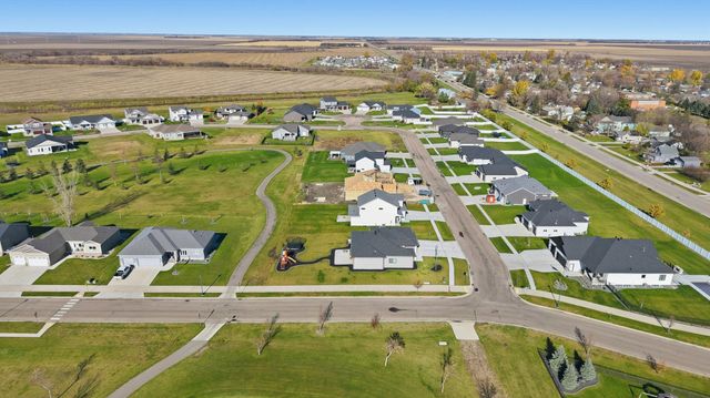 100 Annies Way, Mapleton, ND 58059