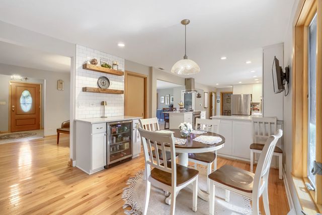 1803 Paula Court, Sleepy Hollow, IL 60118