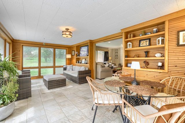 1803 Paula Court, Sleepy Hollow, IL 60118