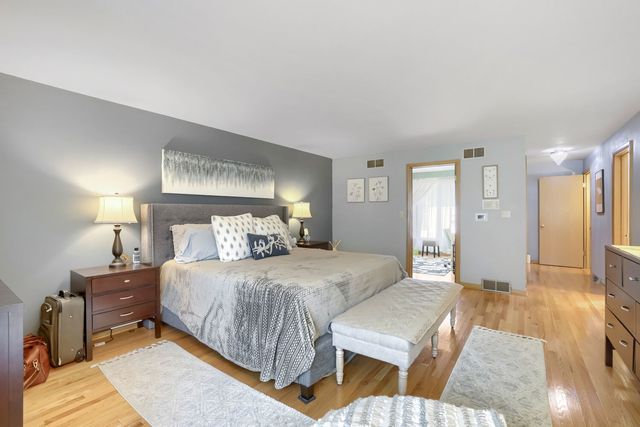 1803 Paula Court, Sleepy Hollow, IL 60118