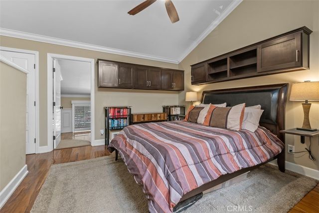 26 Lakepines, Irvine, CA 92620