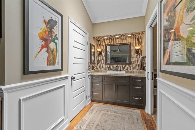 26 Lakepines, Irvine, CA 92620