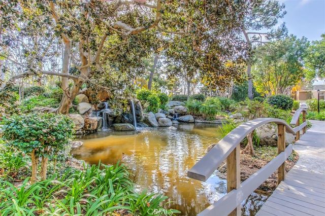 26 Lakepines, Irvine, CA 92620