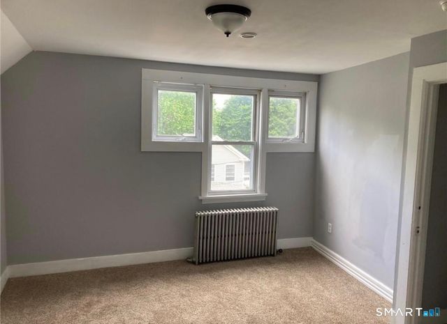 20 Pleasant Street, Windsor Locks, CT 06096