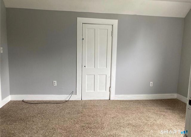 20 Pleasant Street, Windsor Locks, CT 06096