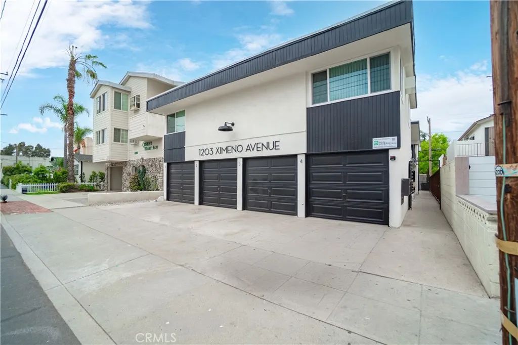 1203 Ximeno, Long Beach, CA 90804