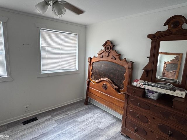 1719 Saint Clair River Drive, Algonac, MI 48001