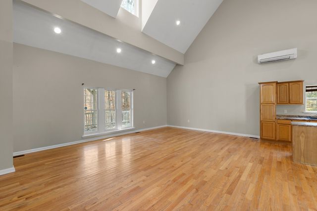 1148 Stoltz Rd, Centerville, TN 37033