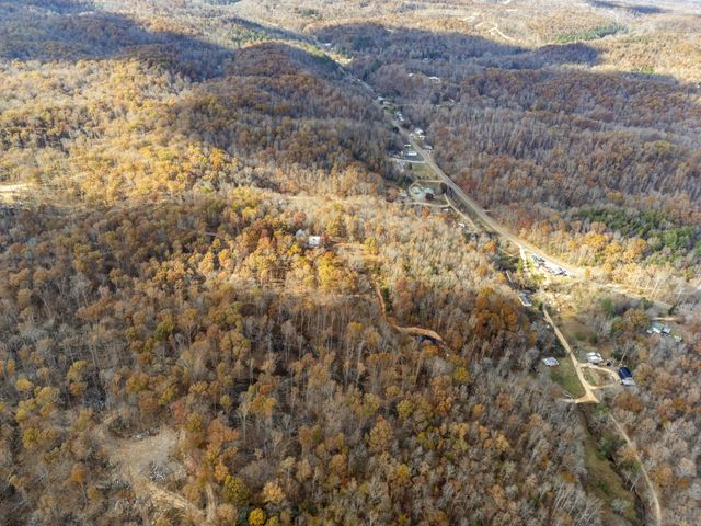 1148 Stoltz Rd, Centerville, TN 37033