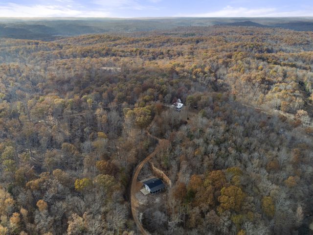 1148 Stoltz Rd, Centerville, TN 37033