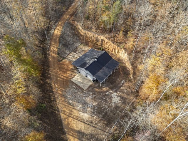 1148 Stoltz Rd, Centerville, TN 37033