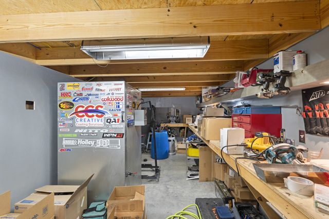 1148 Stoltz Rd, Centerville, TN 37033