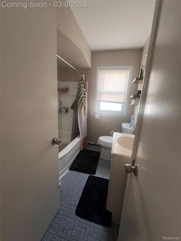 24850 Midland, Redford Charter Township, MI 48239