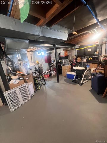 24850 Midland, Redford Charter Township, MI 48239