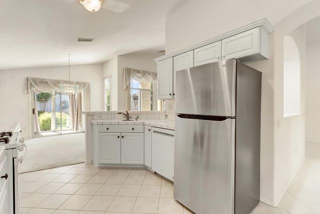 409 Garden Breeze Ct, Roseville, CA 95747