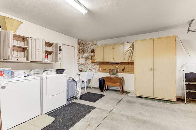 409 Garden Breeze Ct, Roseville, CA 95747