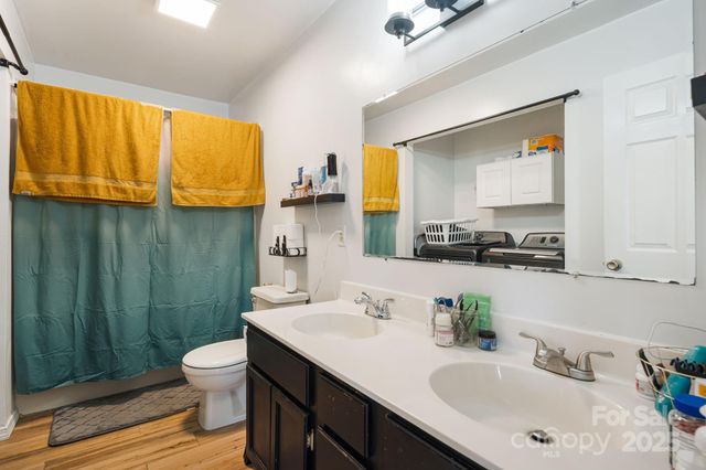 3 Elizabeth Street, Canton, NC 28716